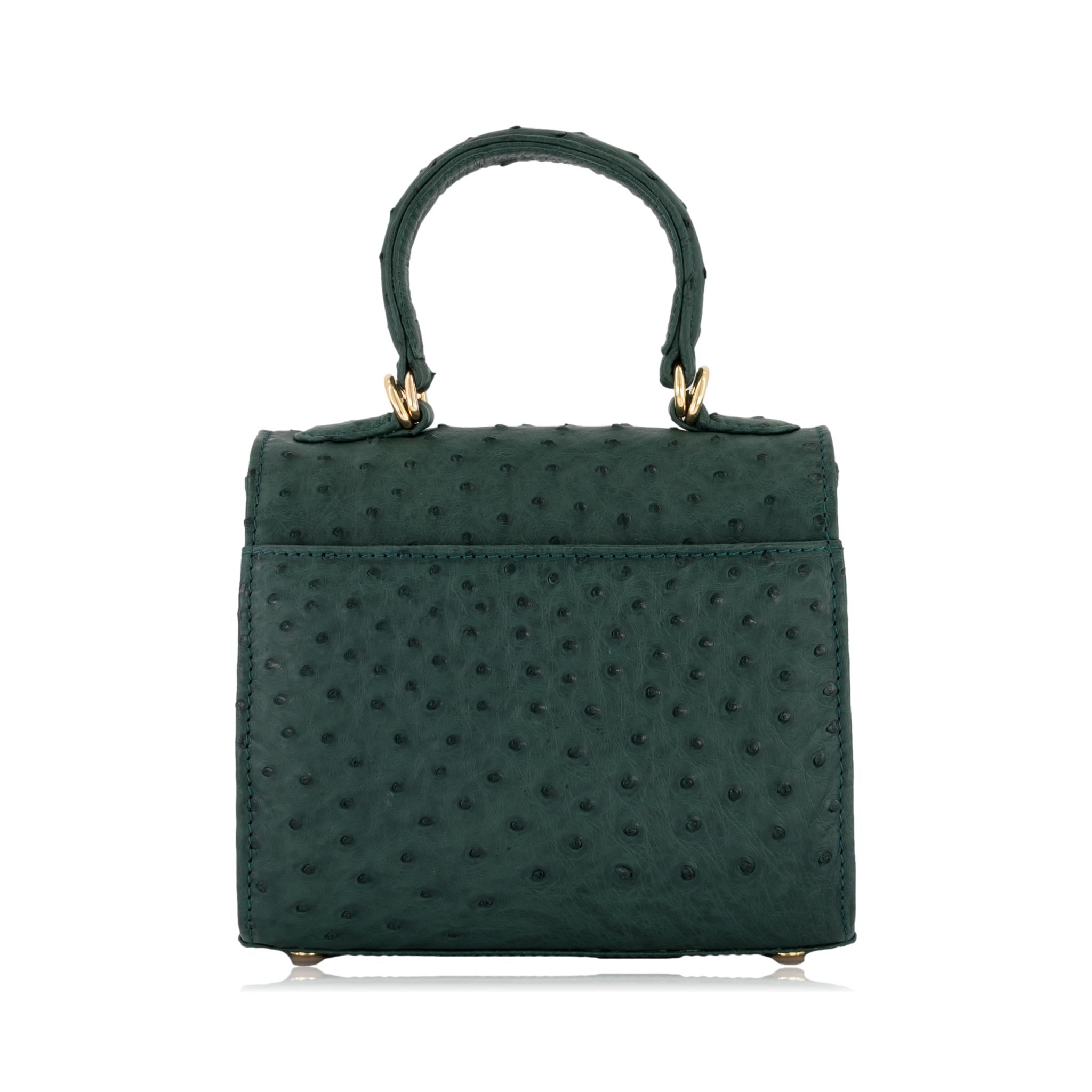 #Color_Emerald Green