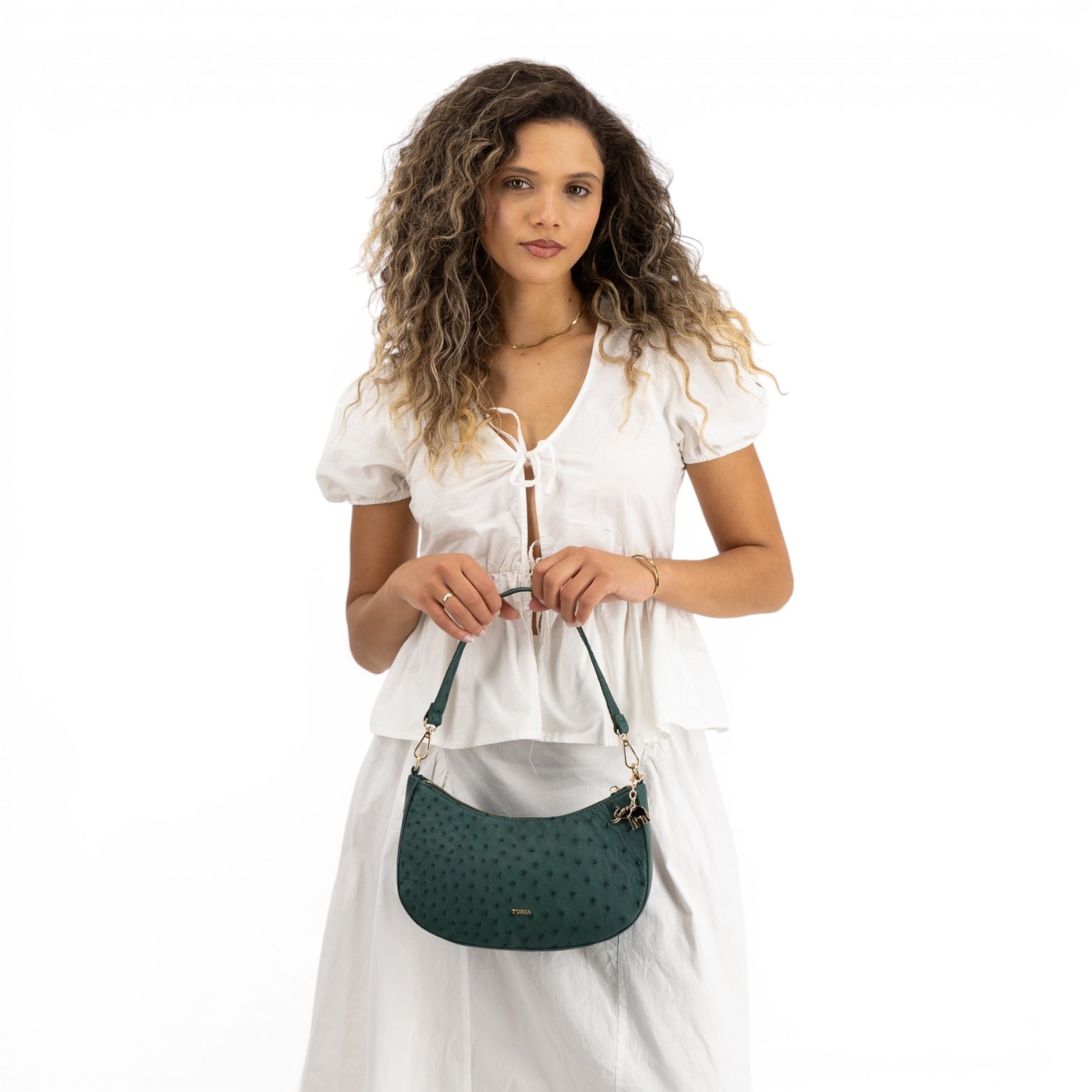 #Color_emerald green